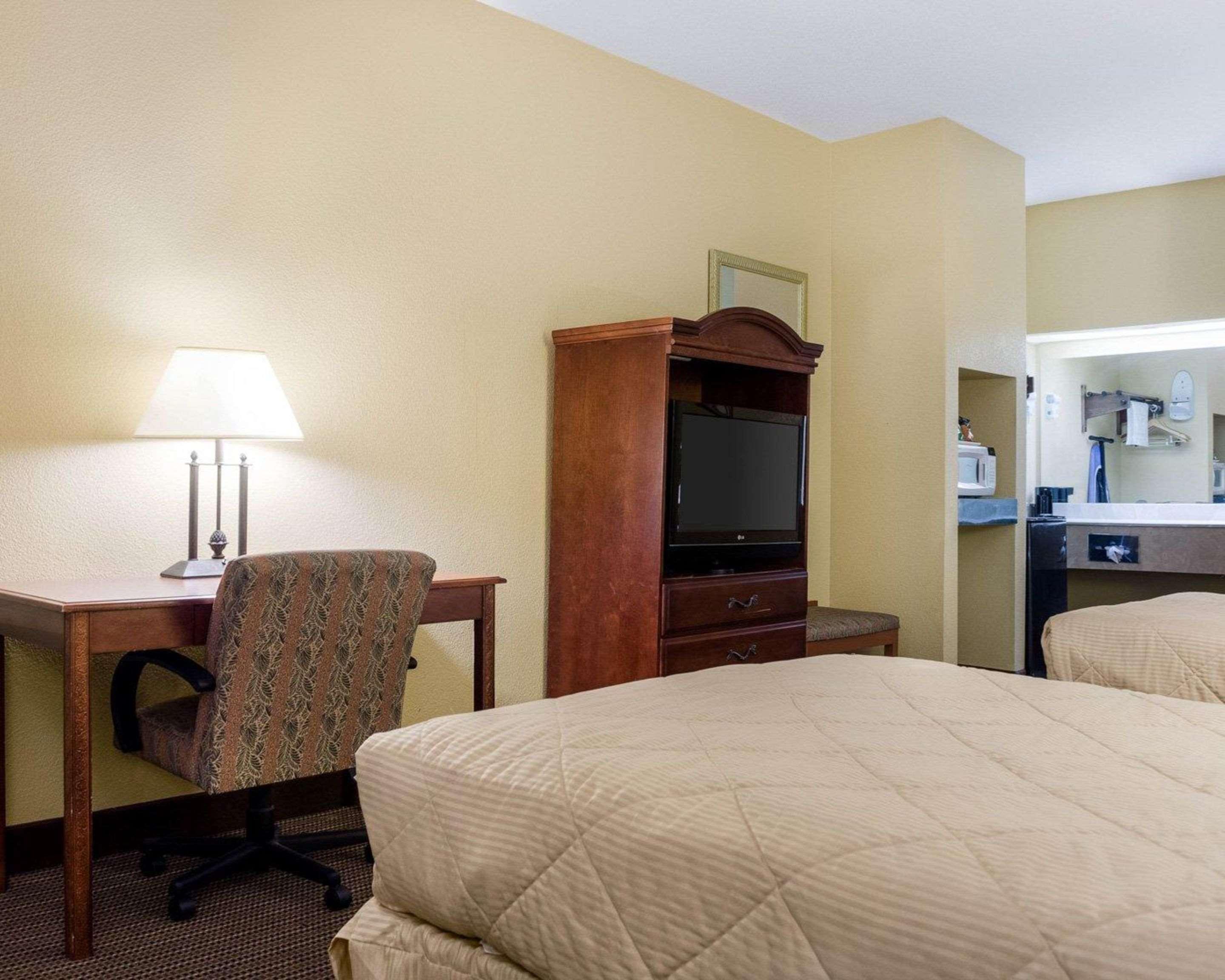 Econo Lodge By Choice גרינוויל מראה חיצוני תמונה