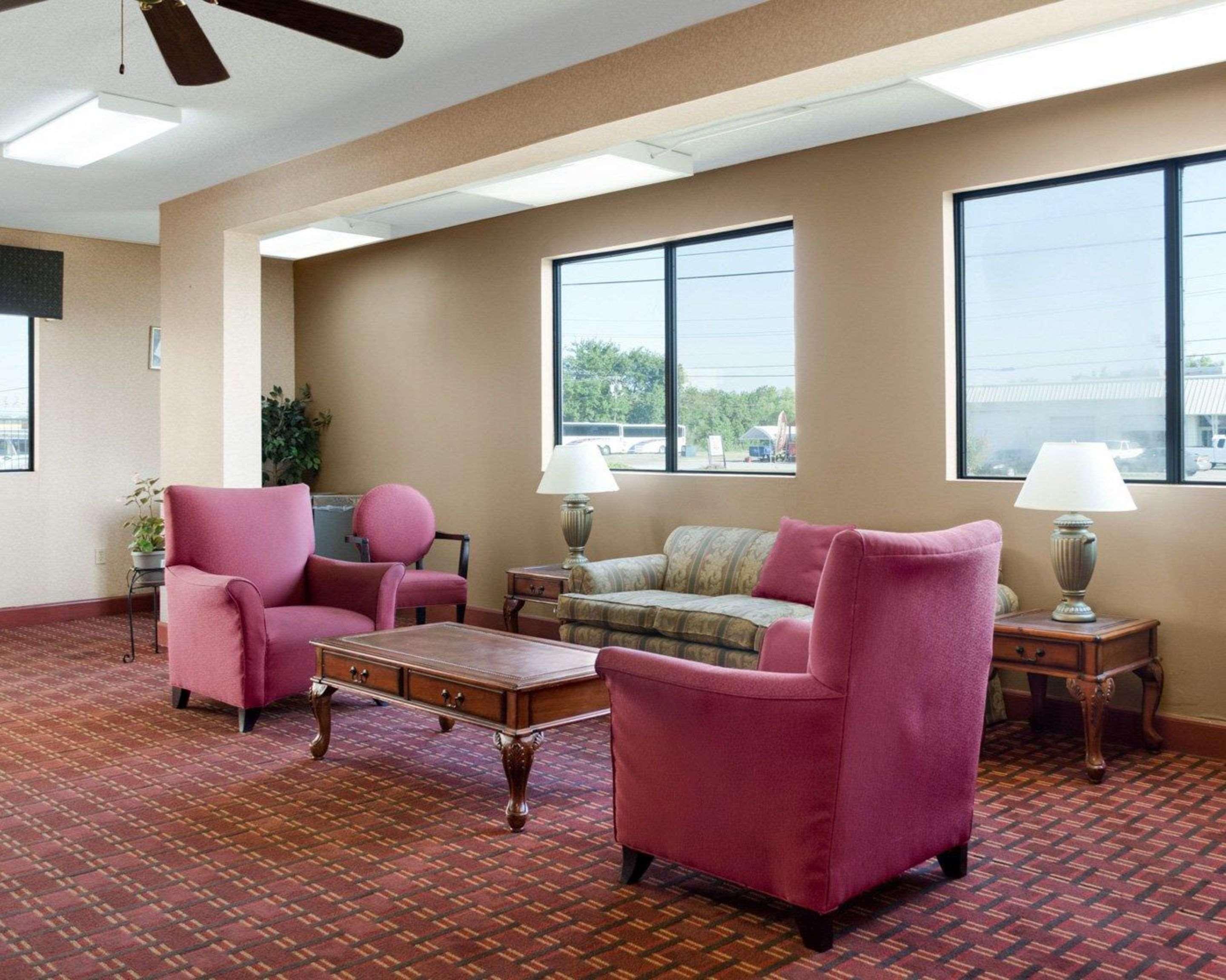 Econo Lodge By Choice גרינוויל מראה חיצוני תמונה